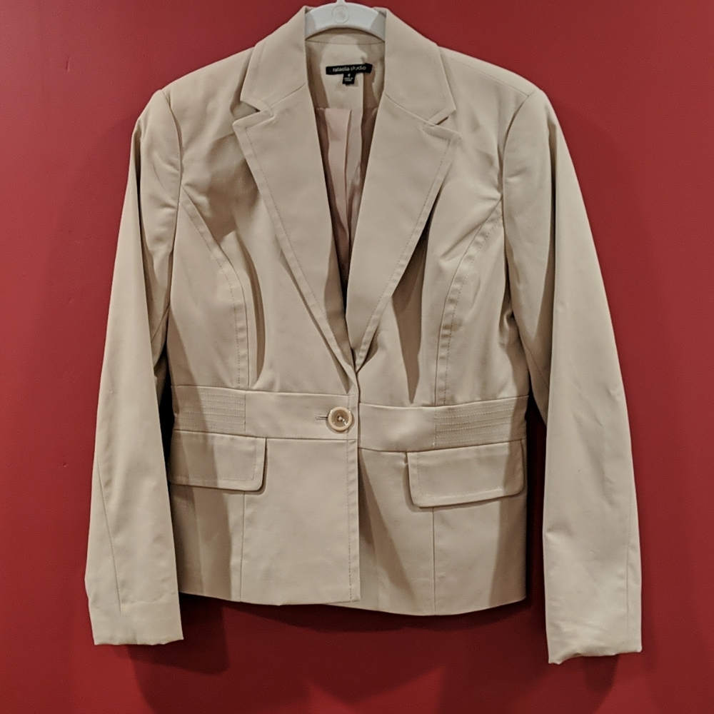 Woman's jacket with liner